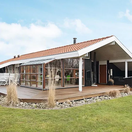 Modern Holiday In Juelsminde Near The Sea *